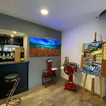 Astoria ראפאלו