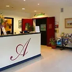 Otel Astoria 4*
