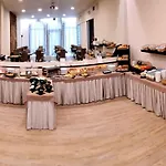 Astoria 4*