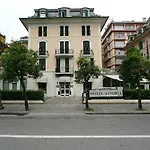 Ξενοδοχείο Astoria Ραπάλο
