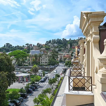 アストリア ラッパロ