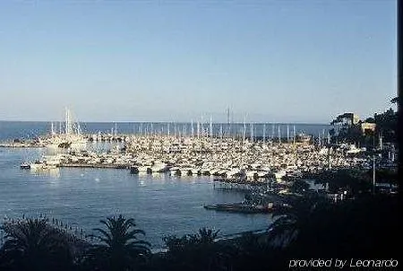 Hotel Astoria 4*