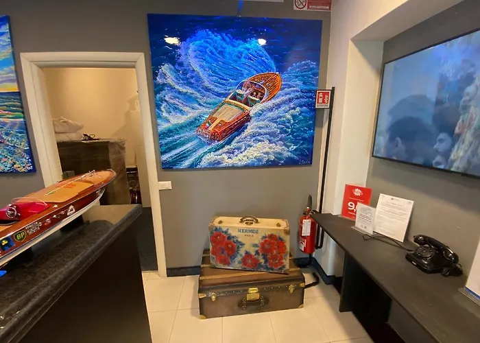 فندق أستوريا 4*