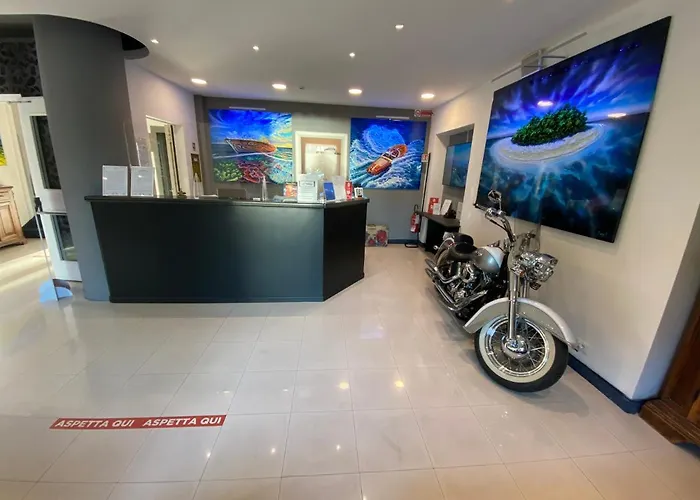 فندق أستوريا راباللو