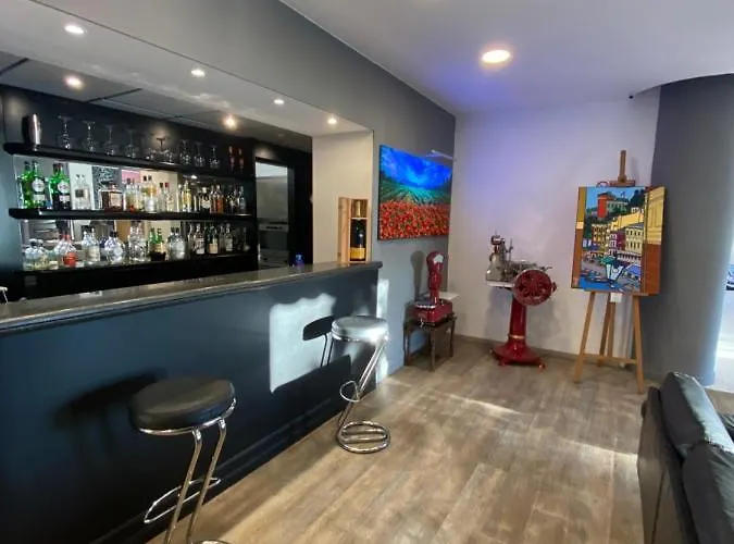 أستوريا فندق