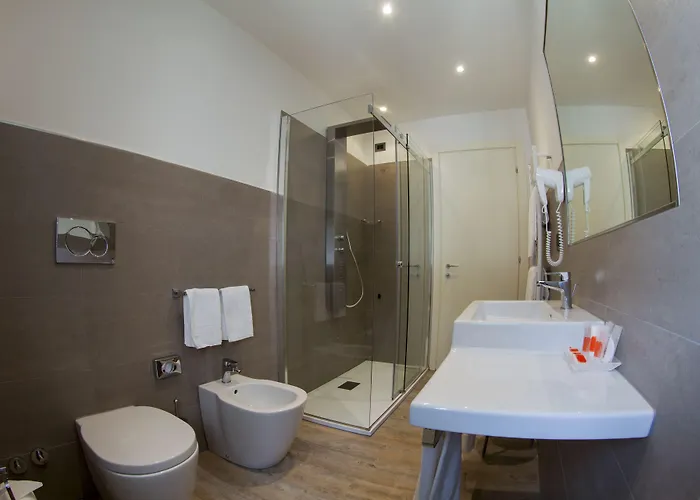 فندق أستوريا