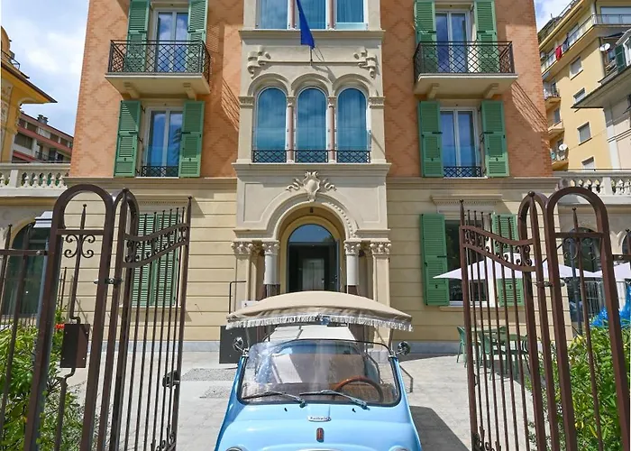 アストリア ホテル